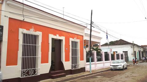 3  BEDROOMS
CASA  RICHARD