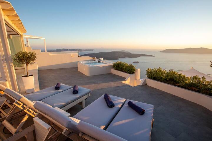 Sunset View Villa Santorini – Outdoor Jacuzzi gallery image 2