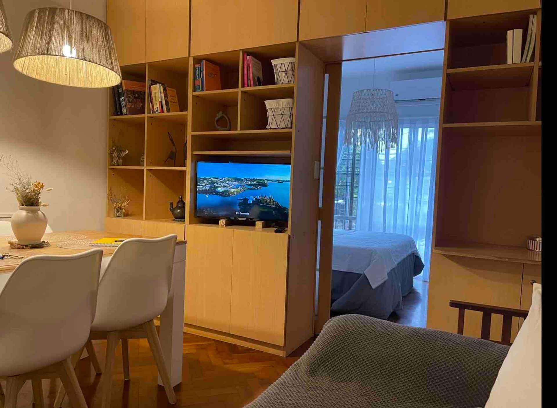 Your place in Olivos just 5 minutes from Buenos Aires!