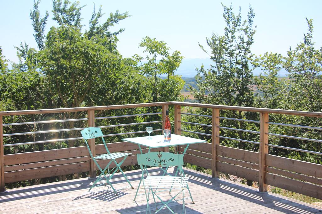Terrasse vue sur le Vercors