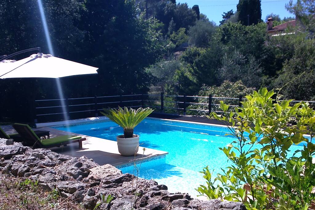 vue piscine côté sud