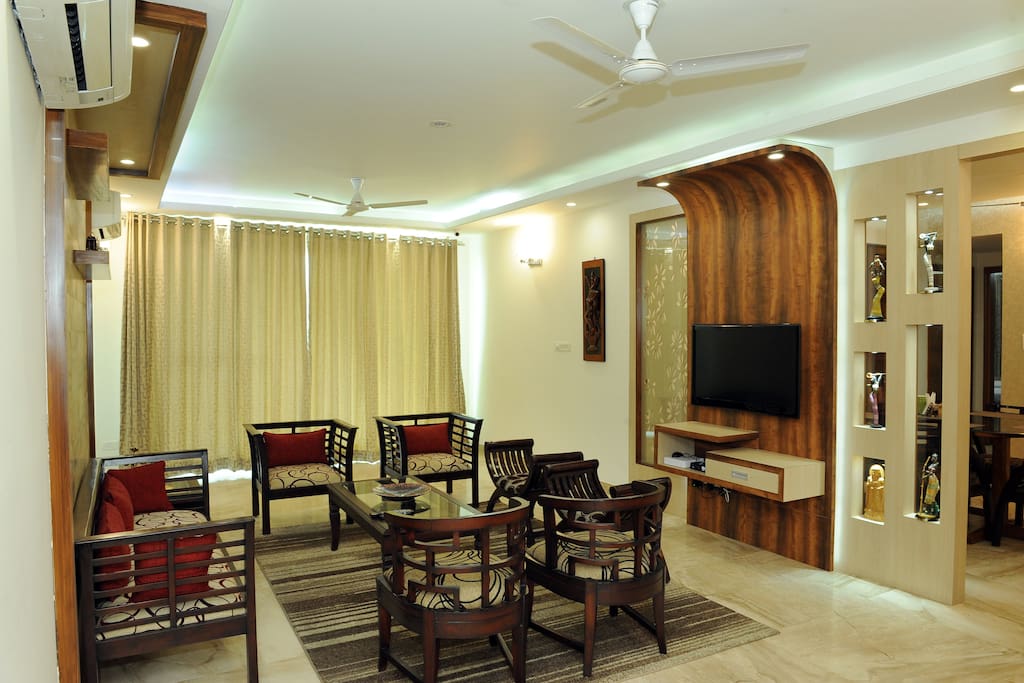 The lounge area.