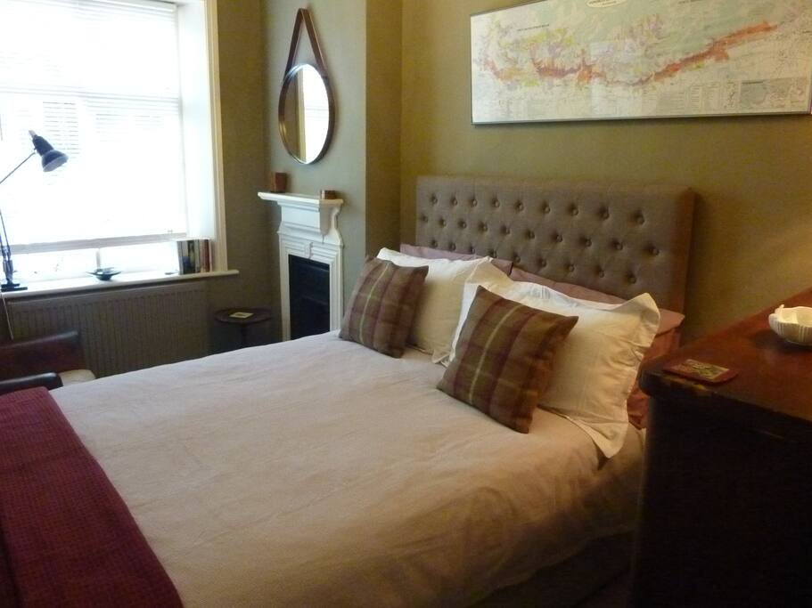 Single bedroom