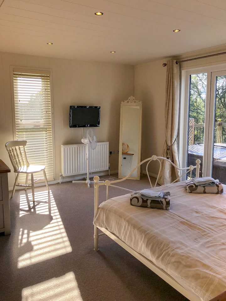 Master bedroom with en-suite