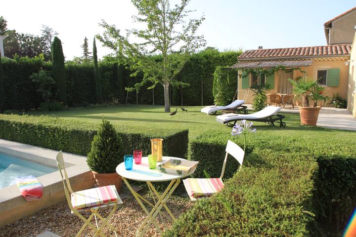 House With Terrace Garden Of 1000m2 - Swimming Pool - Downtown Orange - 2 People - Orange