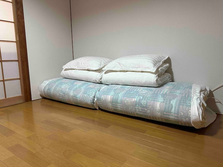 غرفة النوم 2