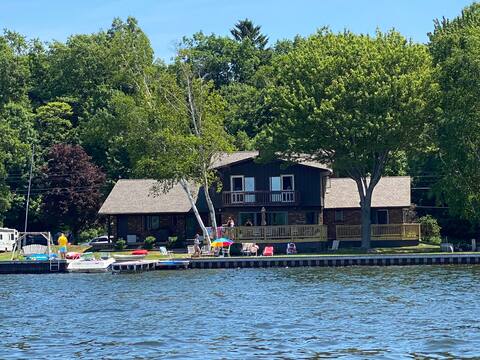 Hamlin House-Perfect Place for Lake Living