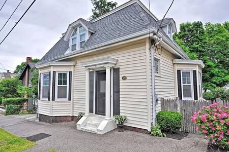 Cozy private room near Salem, the beach and SSU.