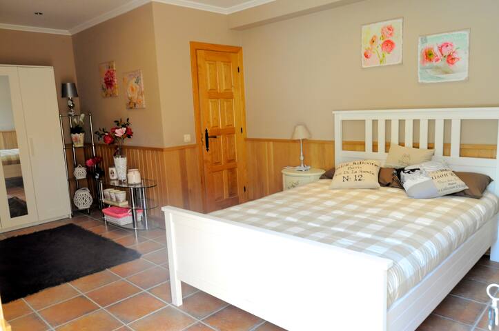 CASERIO KAMIRUNE, 6 PAX gallery image 5