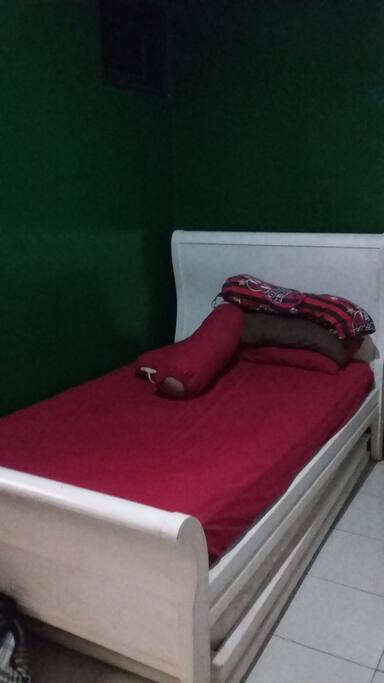 Tempat tidur nyaman