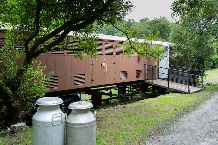 UNIQUE HOLIDAY EXPERIENCE IN A RAILWAY CARRIAGE!