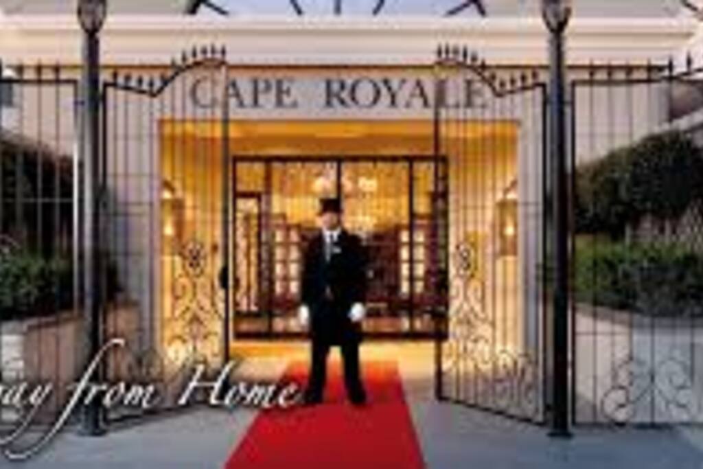 Entry/ doorman