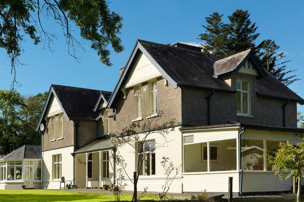 Dunkerron Luxury Manor Houses for Rent in Kenmare, Kerry, Ireland