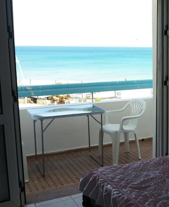 Double bedroom private balcony - perfect for breakfast!