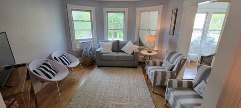 Seaport Sanctuary: walking distance to downtown Mystic