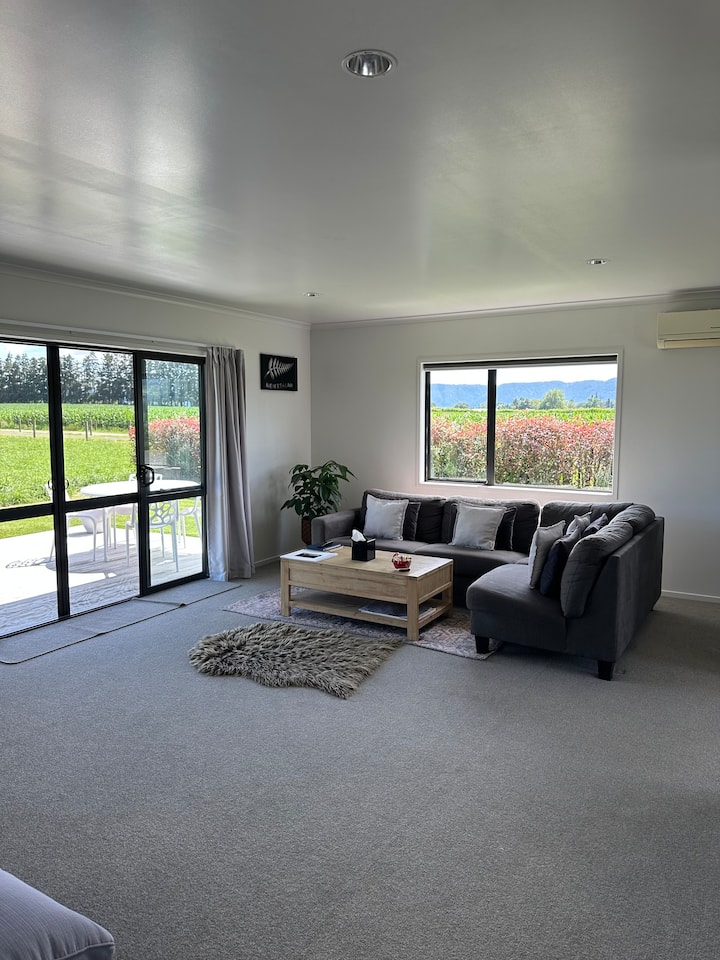 A Place In The Paddock - Matamata