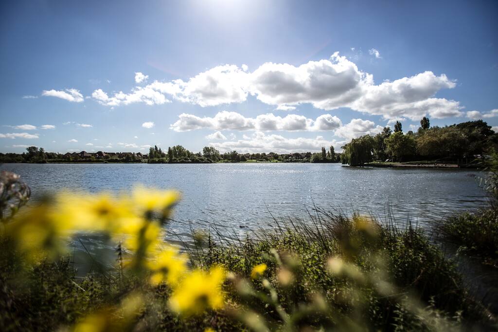 Furzton lake 5 minutes walk