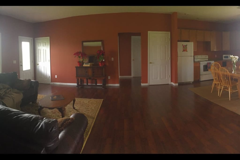 Living/Kitchen
