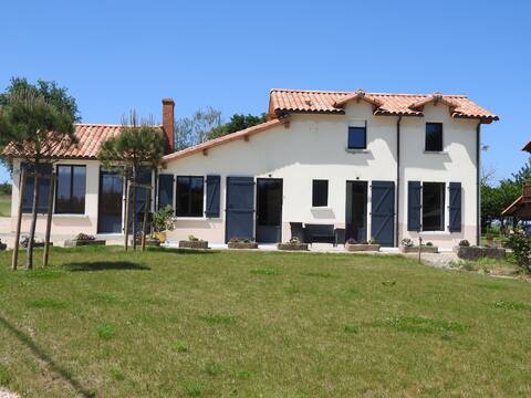 Family cottage for 15 people the countryside