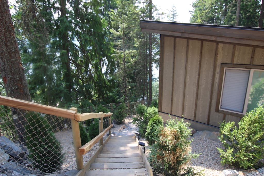 Cabins 1 called Bayview at Blind Bay Hideaway Bungalows for Rent in