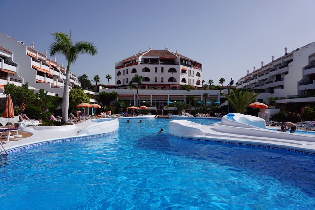 Very big swimming pool heated