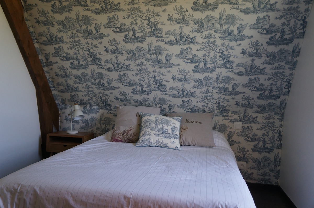 楼上的蓝色房间