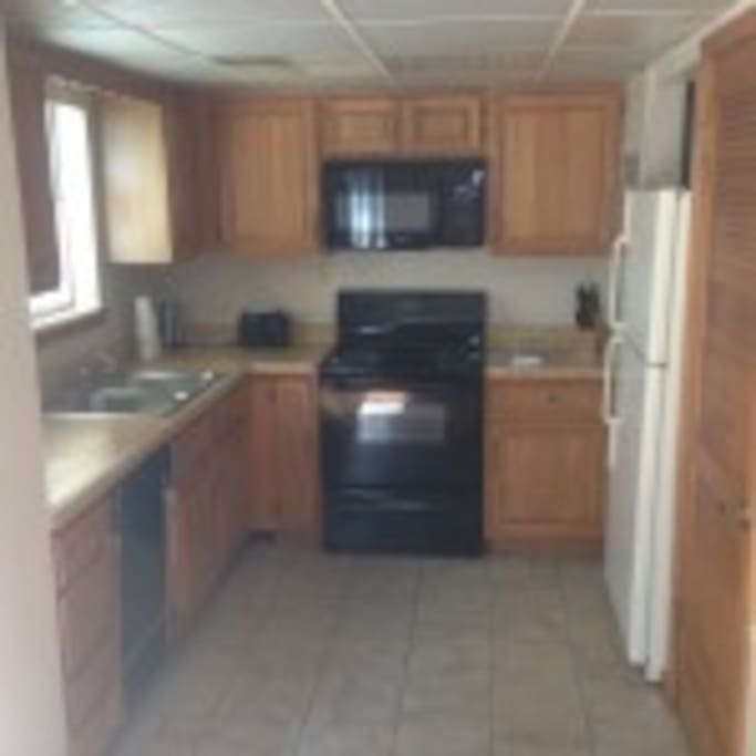 Kitchen-fully equipped