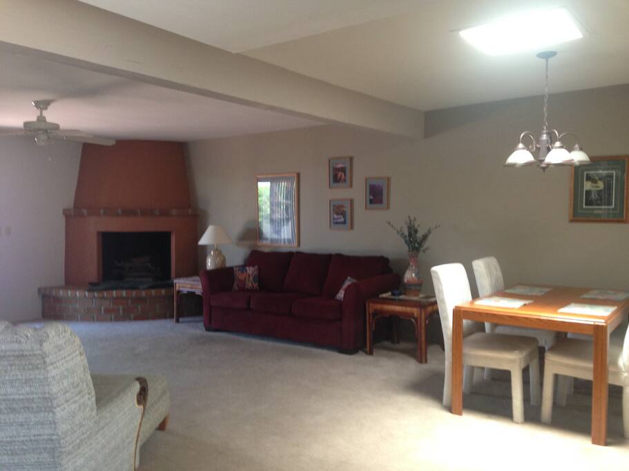 Gas kiva fireplace