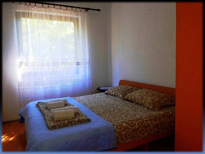 Спална соба 2 (две лица)