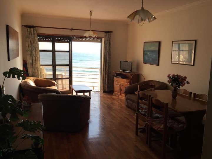 Apartamento T2 Na 1a Linha De Mar - Vila Praia de Âncora