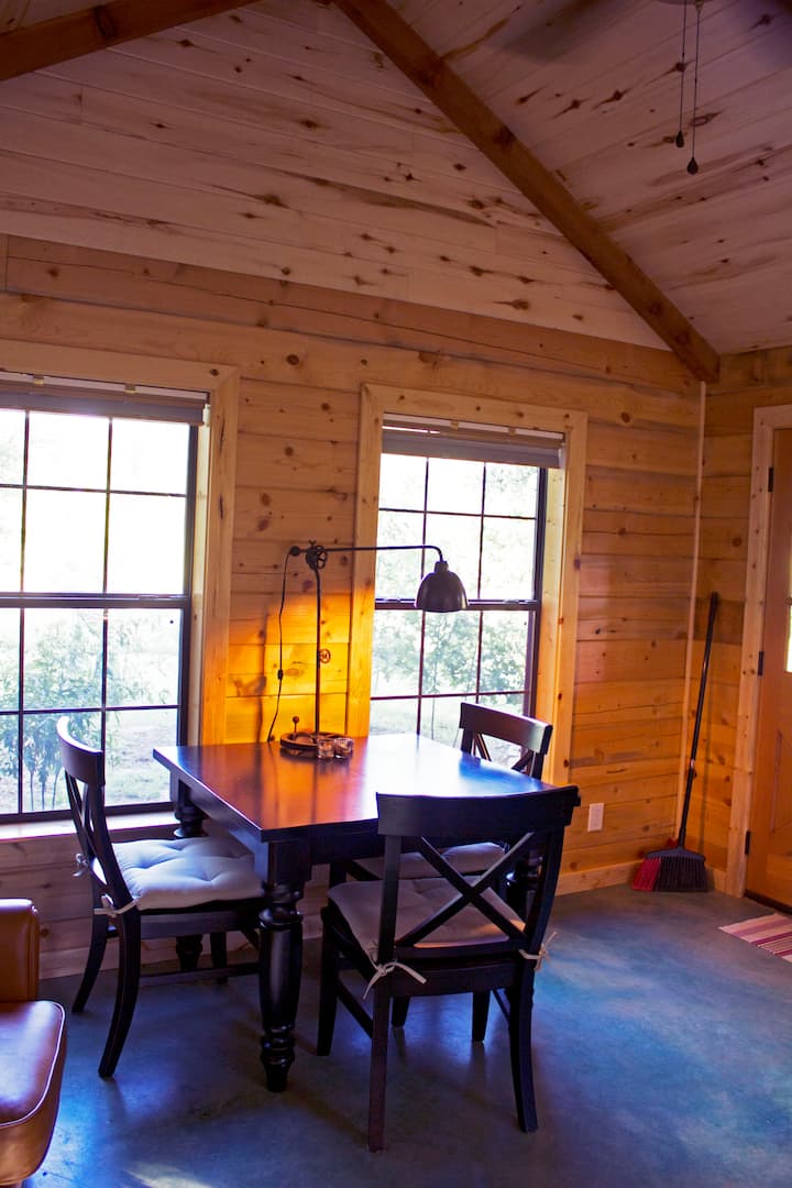 West Cabin Cabins for Rent in Hempstead, Texas, United States