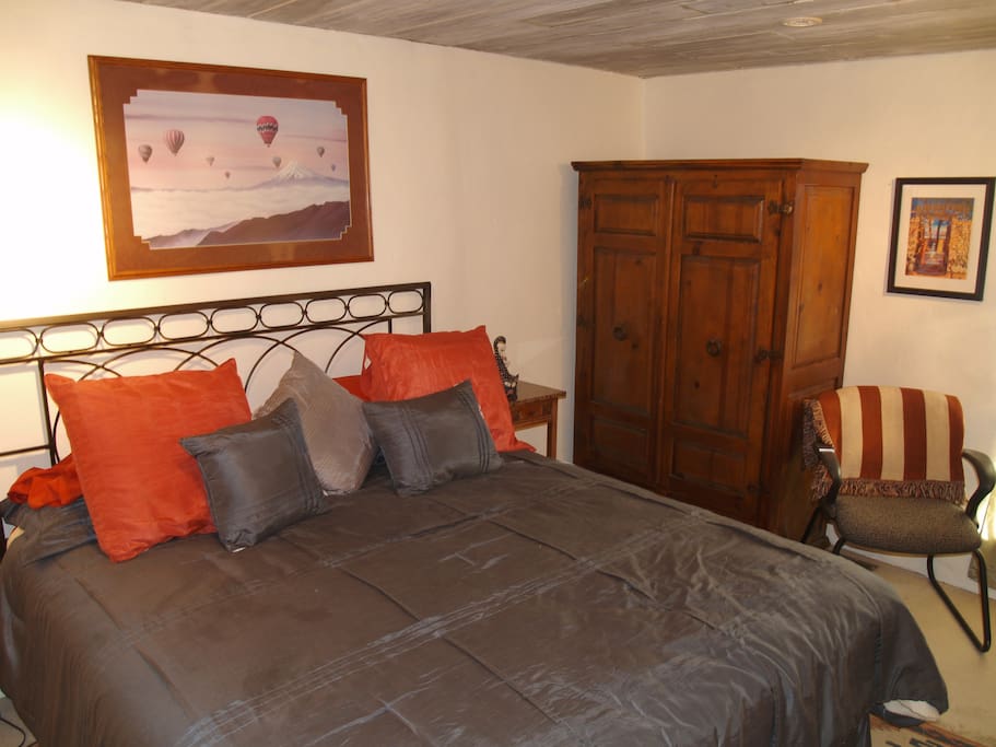 Queen bed