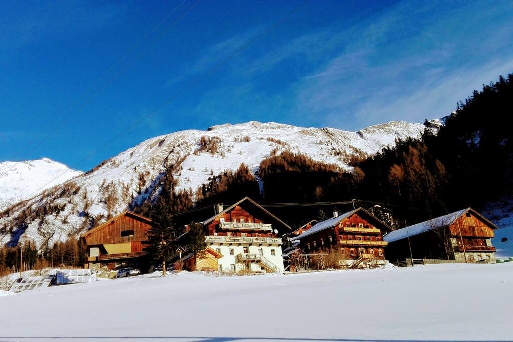 Schneiderhof im Winter