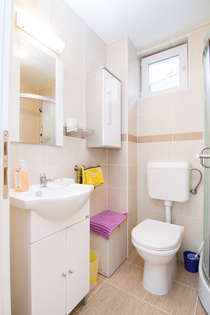 Lovely city apartment,up to 5 people