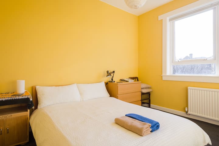 Bright, spacious and cosy guest room