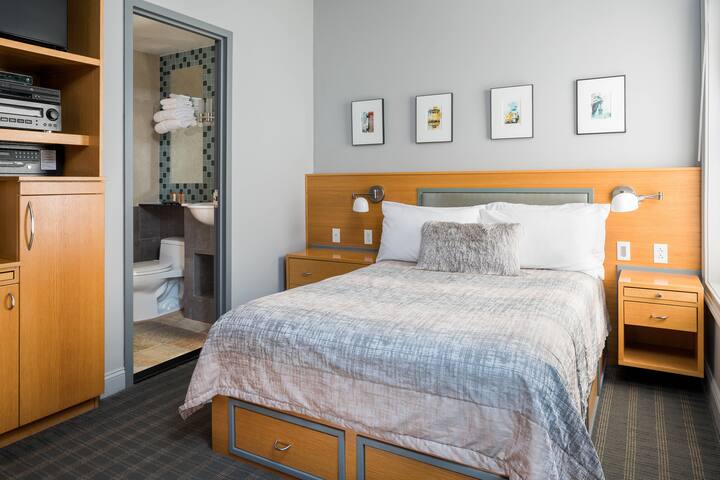 A Boutique Hotel Room in Copley, Charlesmark Hotel