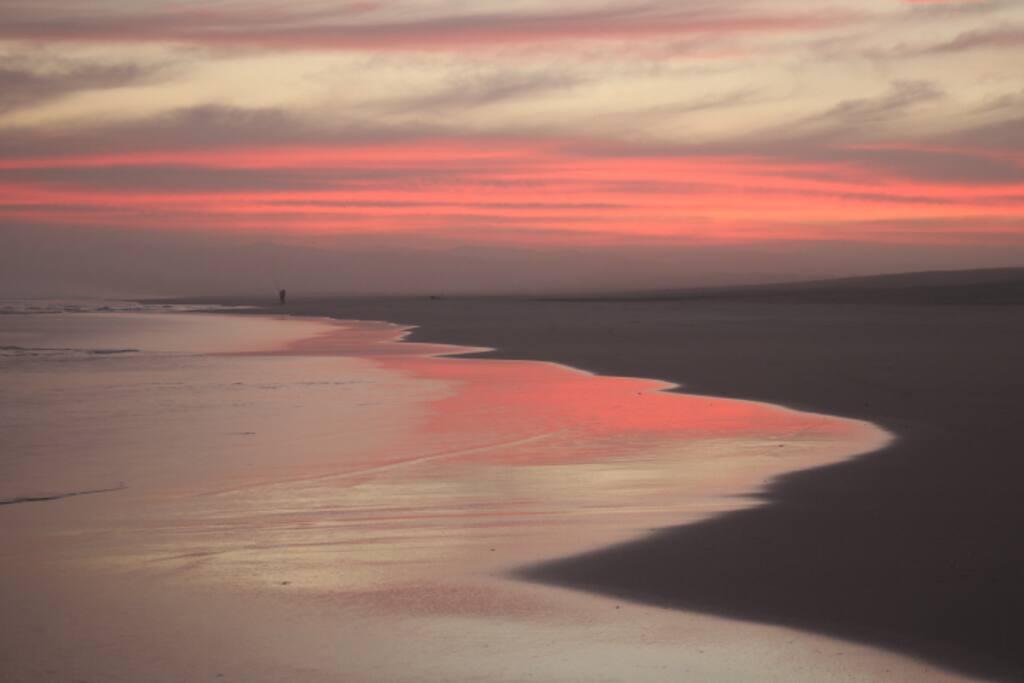 Artists, poets, writers paradise: 7 km beach, safe, quiet, pristine