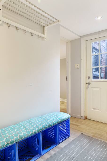 MUDROOM