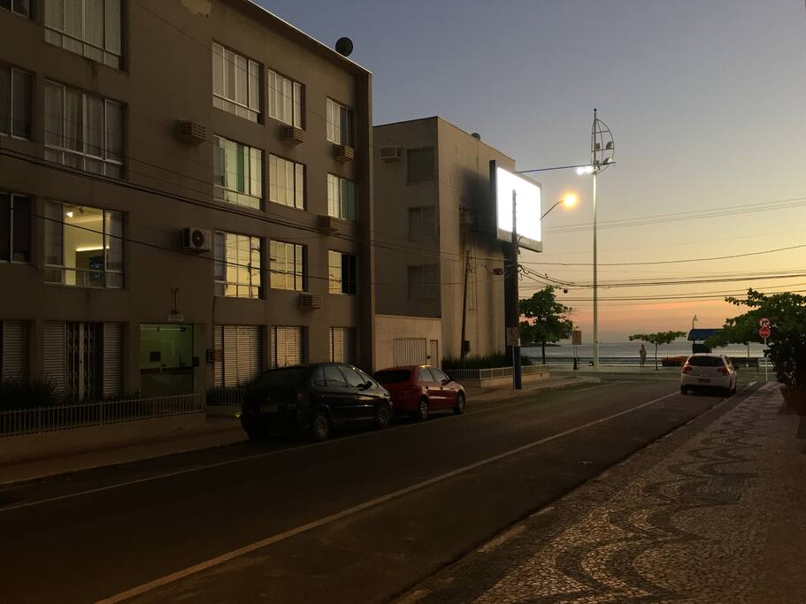 localização do apartamento em relação a praia