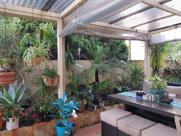Cosy Palmyra Villa.1 Bed 2Bath.47 nights July-Sept