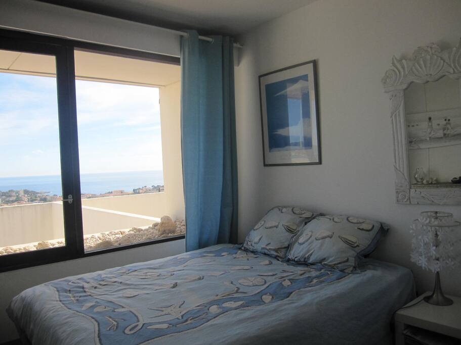 LA GRANDE CHAMBRE