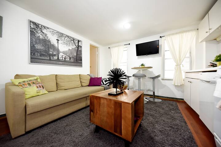 99.9% DISINFECTED☆ Apartment in heart of Manhattan gallery image 2