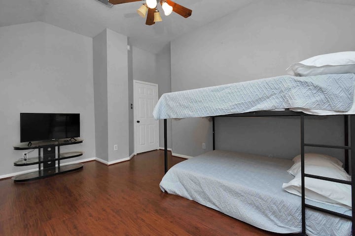 غرفة النوم 2