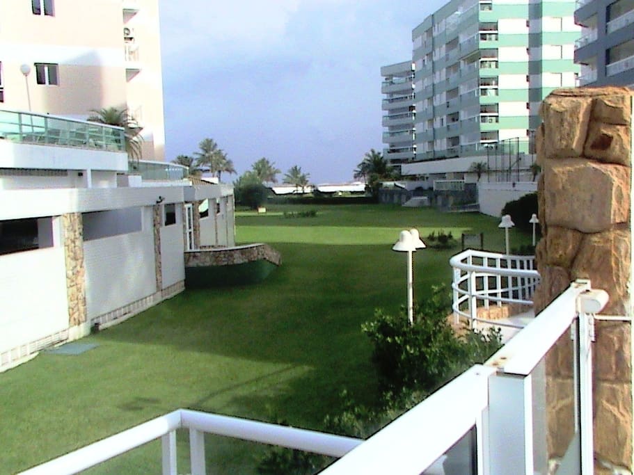 Saída do edifício - acesso à praia.