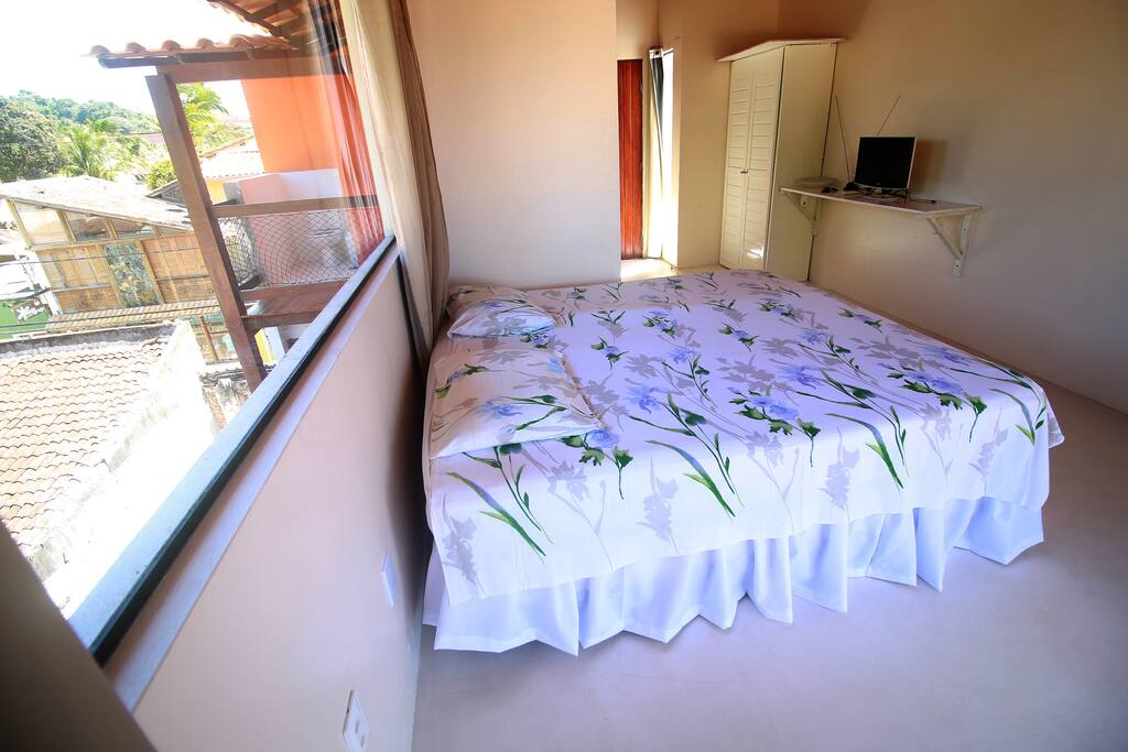 suite on top floor + kingsize bed