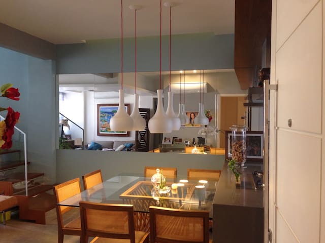 Linda cobertura no Leblon