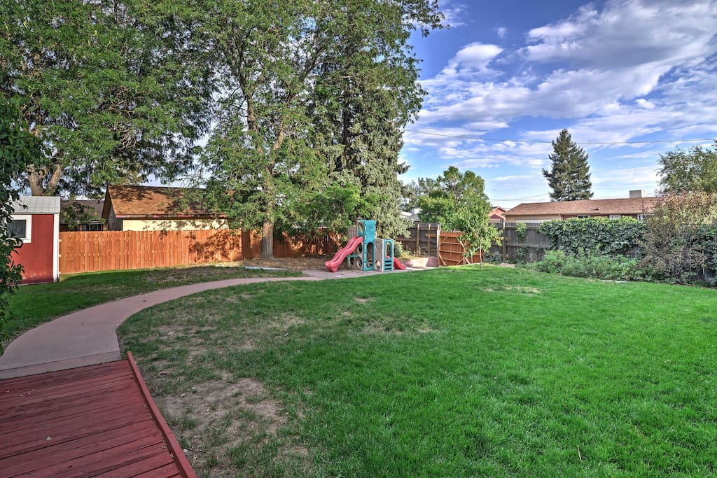 This spacious backyard is the perfect place to enjoy one of Denver's 300 days of sunshine!