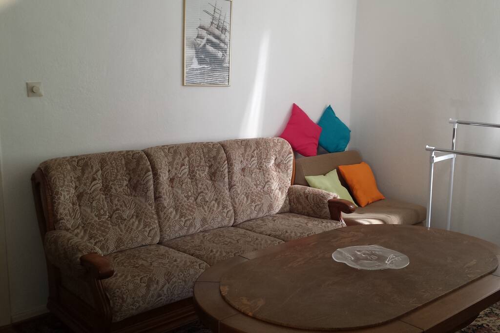 Gemütliche Couchecke 2Raum-Apartment