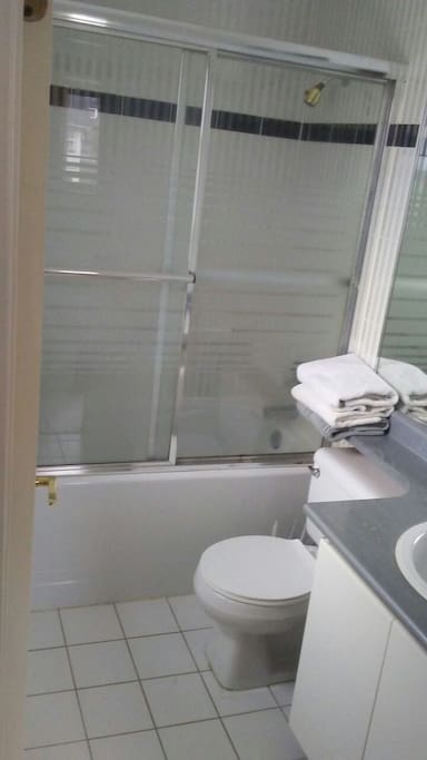 Private full ensuite