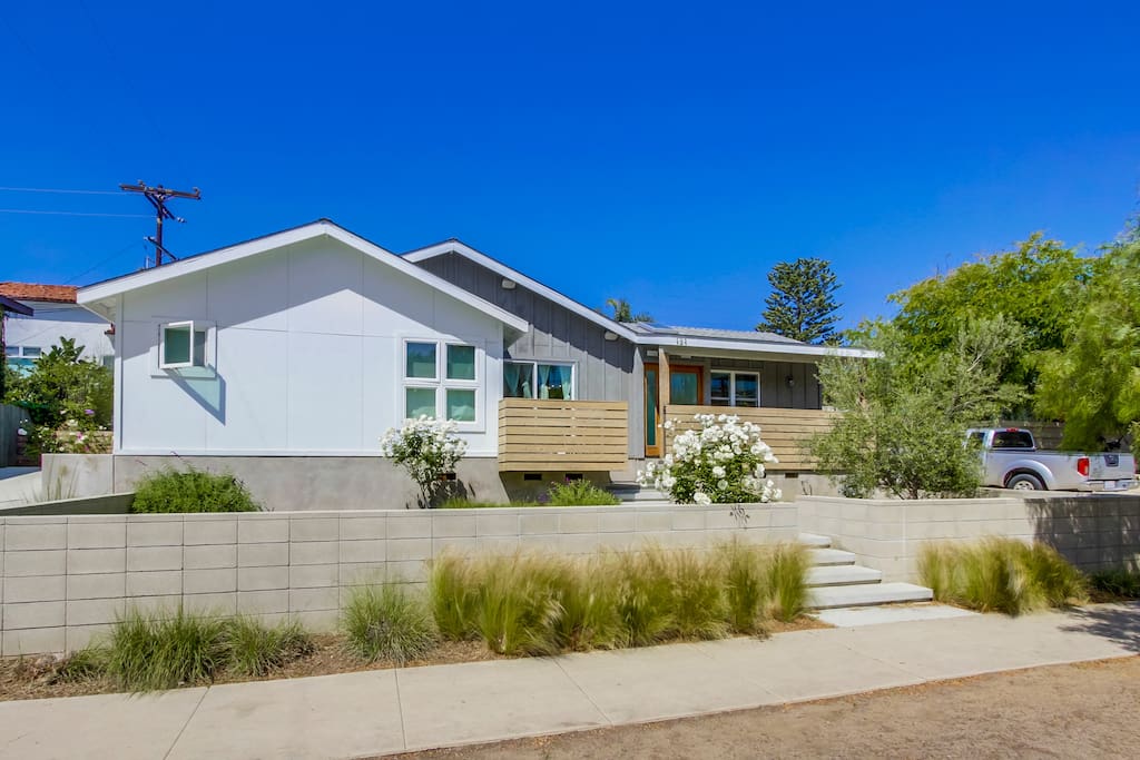 Luxury Beach House Surf meets Turf Bungalows for Rent in Solana